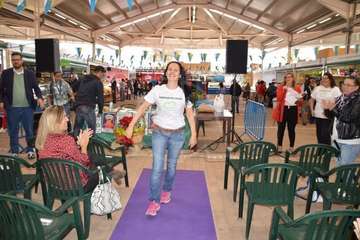 Presentación del calendario solidario 2010 en el Mercado Municipal de Telde (Foto TA)